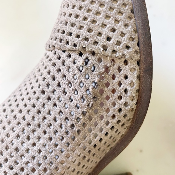 Rag & Bone Gray Tan Suede Margot Perforated Chunky Heel Ankle Booties - Picture 10 of 13